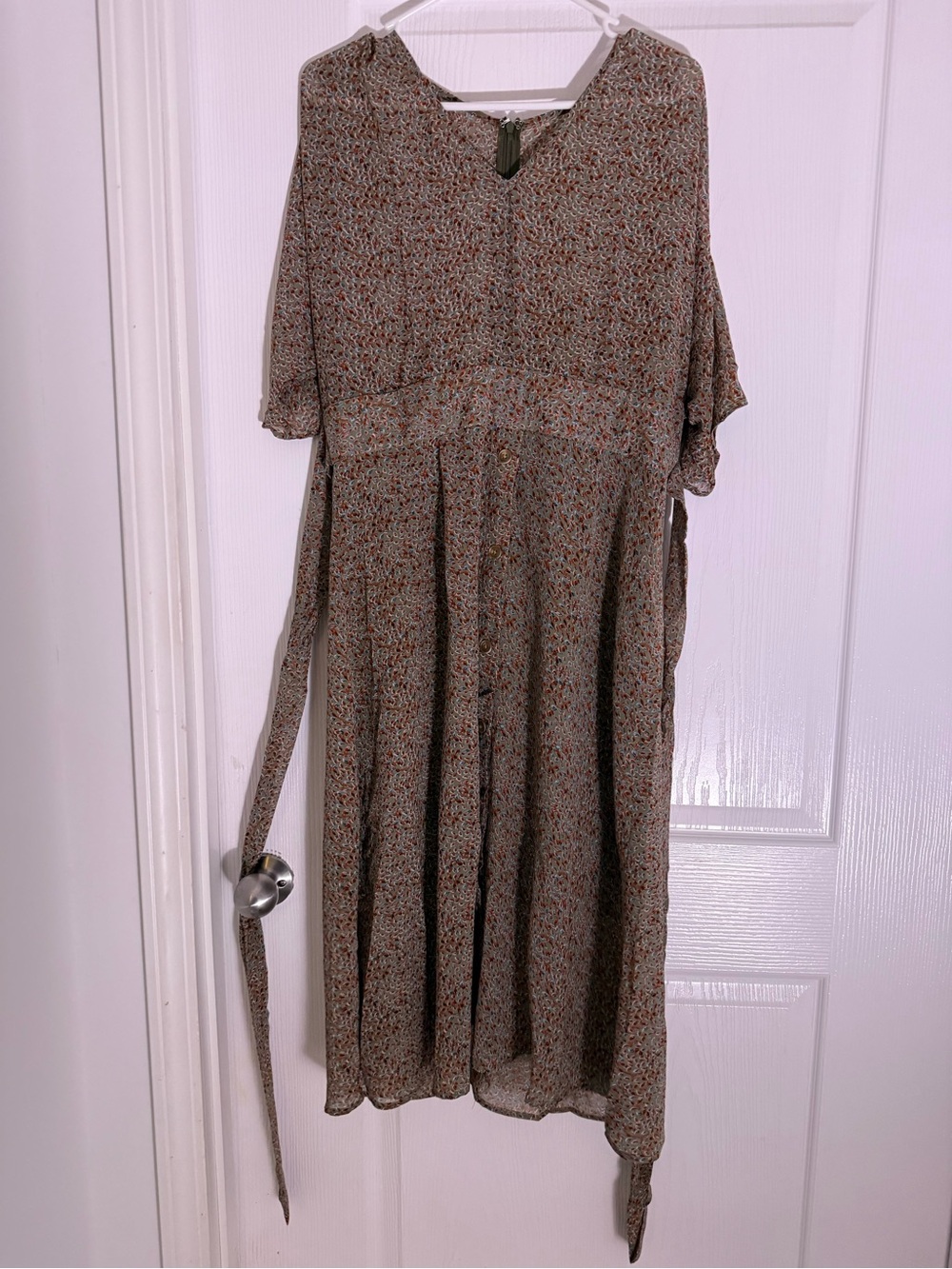 Smocked Waist Floral Midi Dress in Brown